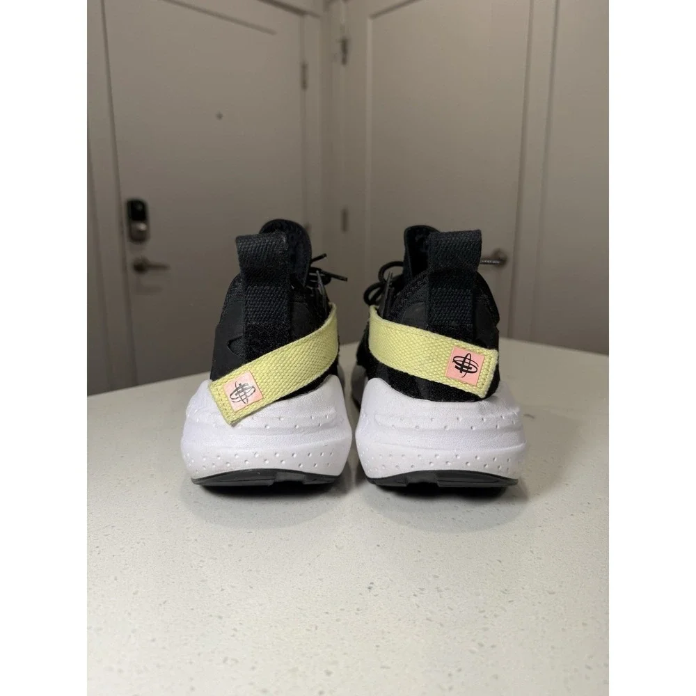 Nike Huarache Type‎ N.354 Black Men's 8 BQ5102-001